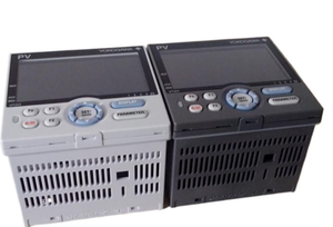 Yokogawa Corporation of America UT35A-000-11-00 <b>Temperature</b> <b>Controller</b>, 100-240VAC, LCD Display - Product Image 4