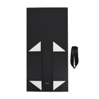 Boîte d'emballage de parfum en carton recyclé personnalisé de luxe avec ruban Boîte cadeau en papier pliable avec logo unique à fermeture magnétique en relief
