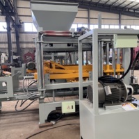 Presse hydraulique QT4-15 pour la fabrication de briques en ciment, de blocs de route et de produits de maçonnerie en béton