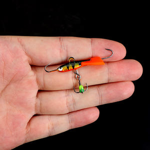 SUPERIORFISHING Équilibreur Pêche en mer Glace Matériel de montage de mouches Leurres bioniques Truite Plastique Glow Tip Up Ice Triple Hook - Product Image 6