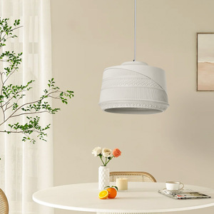 โคมไฟระย้าสไตล์ฝรั่งเศสย้อนยุค สำหรับห้องอาหาร ห้องทำงาน ห้องนอน สไตล์นอร์ดิก มินิมอล ดีไซน์ใหม่ โรแมนติก หรูหรา - Product Image 2