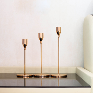 Bougeoirs <span class=keywords><strong>pour</strong></span> bougies chauffe-plat en métal plaqué or - Bougeoirs élégants <span class=keywords><strong>pour</strong></span> la décoration de <span class=keywords><strong>mariage</strong></span>, les centres de table <span class=keywords><strong>pour</strong></span> les dîners, la mise en place de la table - Product Image 1