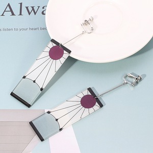 Boucles d'oreilles pendantes en acrylique <span class=keywords><strong>Anime</strong></span> Demon Slayer Kamado Tanjirou pour femmes et hommes, accessoires de cosplay, bijoux, cadeau - Product Image 5