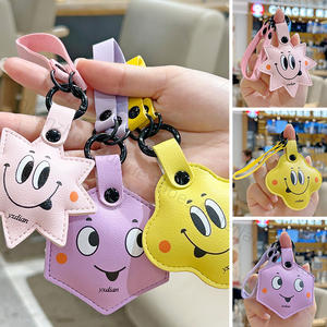 سلسلة مفاتيح للوجه برسوم كرتونية متعددة الألوان ، سلسلة مفاتيح لطيفة من الجلد الصناعي ، قلادة وحقيبة صغيرة لتزيين السيارة للهدايا - Product Image 6