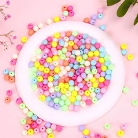 Perles de couleur macaron pour bijoux pour enfants, bracelets et colliers de perles en vrac et perles rondes en acrylique dans des paquets de 500g