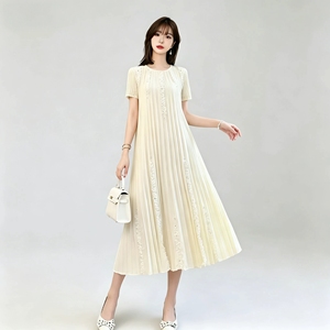 Abito plissettato Miyake da donna a maniche corte, tinta unita, con perline, casual, per l'estate e la spiaggia, dei produttori di abbigliamento - Product Image 3