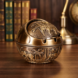 Cendrier de bureau rond en laiton vintage avec motif éléphant et palmier pour la décoration de la maison - Product Image 6