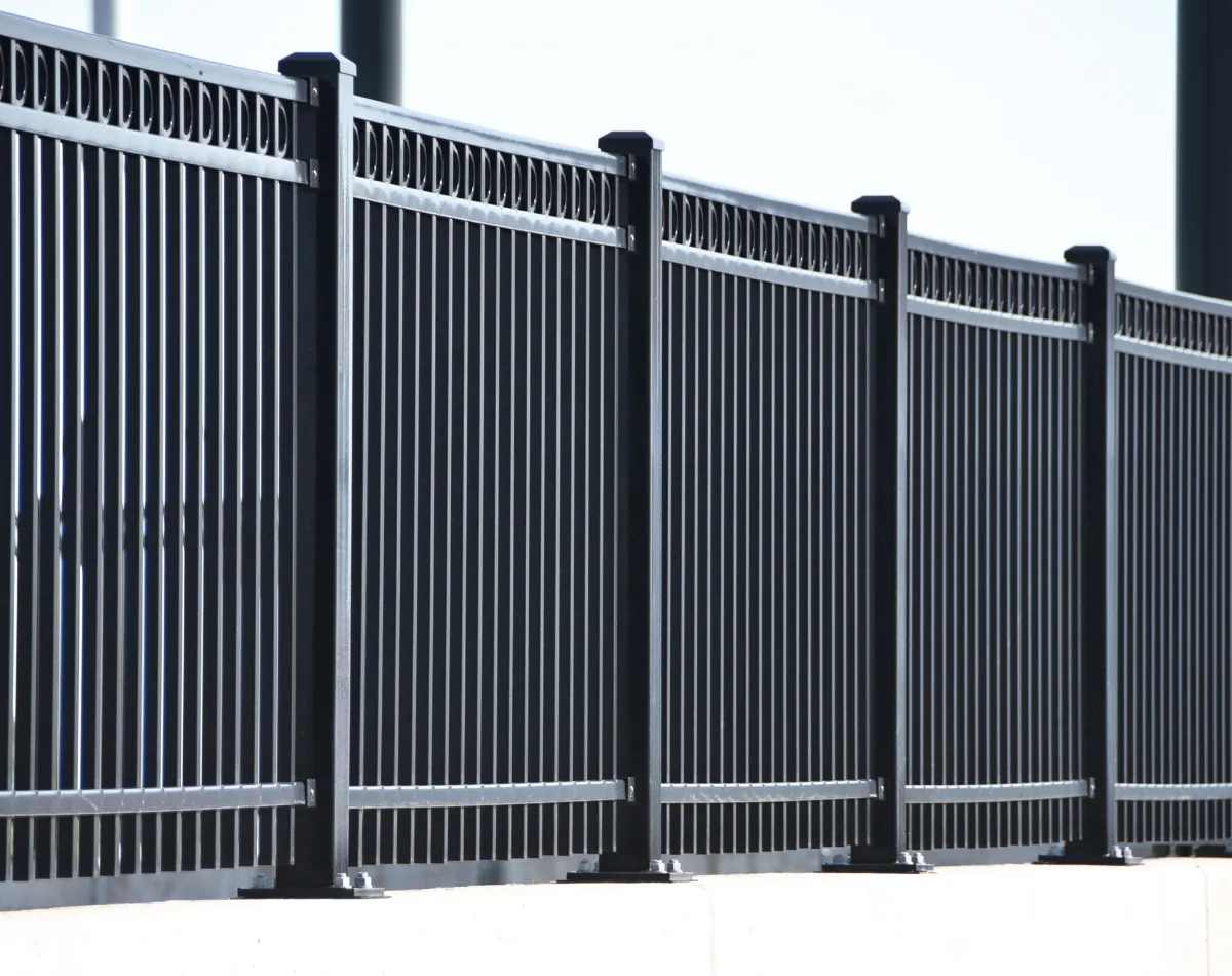 Modern economic fence galvanized metal picket wrought iron fence plate steel fence