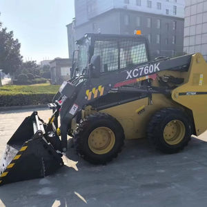 Cargadora Compacta Power XC760K con Capacidad de Carga Nominal de 1250 kg y Fuerza de Arranque de 22 kN para Movimiento de Tierras en Obras de Construcción - Product Image 1