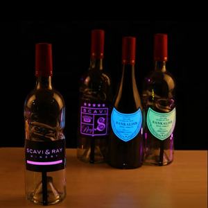 Güçlü fabrika tedarikçiler satmak yeni kişiselleştirilmiş şarap etiketleri Logo özelleştirilmiş aydınlık yanıp sönen Led ışık up şişe etiket PET - Product Image 5