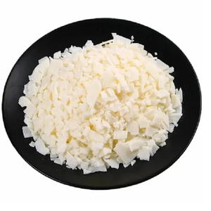 Cire de paraffine blanche entièrement raffinée solide pour la fabrication de bougies à faible teneur en huile Point de fusion de 58/60 sacs de 25kg - Product Image 6