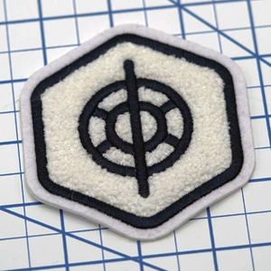 Patch brodé personnalisé thermocollant pour vêtements, prix de gros - Product Image 2