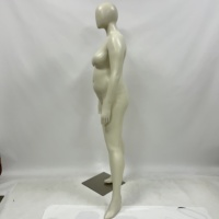 Mannequin de femme de grande taille réaliste et sexy, accessoires pour femmes, grande poitrine, fenêtre personnalisée en fibre de verre