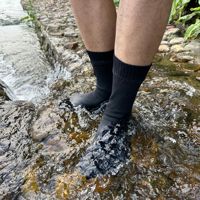 OEM Design Logo Chaussettes d'extérieur Chaussettes de randonnée à tube moyen Chaussettes de randonnée Camping Sports Ski Wading Respirant Séchage rapide Cyclisme Chaussettes imperméables