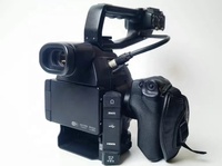 Appareil photo numérique d'occasion en gros Canon EOS C100 Mark II avec capteur CMOS Super 35 mm et vidéo Full HD 1080p