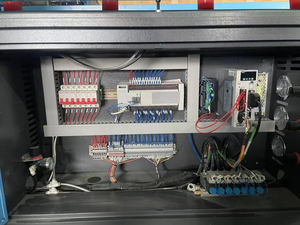 <span class=keywords><strong>2025</strong></span> Chất lượng cao ngang bán tự động cách điện kính dán máy - Product Image 6