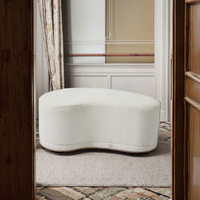 Chaise de loisirs pouf ovale moelleuse blanche élégante pour bureau à domicile et chambre à coucher pour meubles de maison côté appartement et villa
