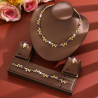 Nouvel ensemble de bijoux écologiques en alliage de zinc (collier, boucles d'oreilles, bracelet) / Accessoires de danse pour mariage et fête