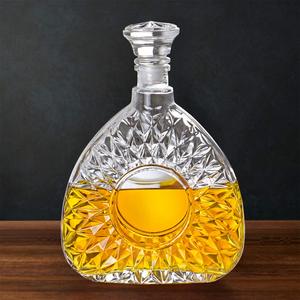 Decantador de Licor de Vidrio con Tapón Hermético y Diseño Estampado en Oro para Whisky, Brandy, <span class=keywords><strong>Bourbon</strong></span>, 25oz/750ml - Product Image 6