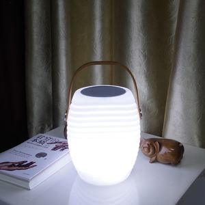 RGBW <span class=keywords><strong>lampada</strong></span> da tavolo <span class=keywords><strong>a</strong></span> LED <span class=keywords><strong>con</strong></span> <span class=keywords><strong>telecomando</strong></span> per AC/DC/diretta solare/<span class=keywords><strong>batteria</strong></span>/alimentazione elettrica per alberghi e paesaggi - Product Image 3