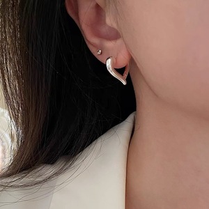 S925 Sterling <b>Silver</b> Heart Hoop Earrings For Women Gift Jewelry 925 <b>Silver</b> <b>Stud</b> Earrings Elegant Fashion Accessory - Product Image 5