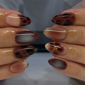 พร้อมส่ง ชุดเล็บปลอมแบบเต็มแผ่นทรงอัลมอนด์ฝรั่งเศส วัสดุ ABS พร้อมกาว - Product Image 4