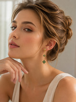 KITI Sprankelende Kleurrijke Klaver Oorbellen met Hangertjes 316 Roestvrij Staal PVD 18K Goud Gecoat Kubieke Zirkonia Ketting Sieraden voor Vrouwen