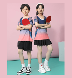 T-shirt de sport personnalisé pour hommes, respirant et léger, avec impression numérique, idéal pour le badminton, le tennis et l'entraînement quotidien. - Product Image 6