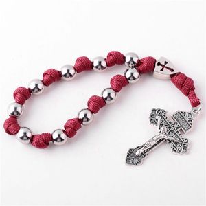 Pulseras de <span class=keywords><strong>Rosario</strong></span> metálicas coloridas, Cruz católica de Jesucristo, cuerda de paraguas, cuentas de oración tejidas, joyería cruzada - Product Image 3