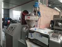 Extracteur de beurre d'arachide à faible coût Tournesol Lin Pin Coton Graines de colza Presse à huile à froid Machine Expulseur d'huile Moulin avec filtre