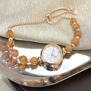 Nouvelle montre de luxe pour femmes à la mode avec des montres élégantes et brillantes pour femmes - Product Image 3