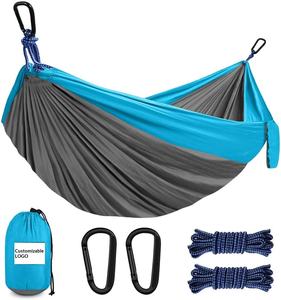 Vente directe du fabricant, tissu de parachute en polyamide, <span class=keywords><strong>hamac</strong></span> de camping pour <span class=keywords><strong>deux</strong></span> <span class=keywords><strong>personnes</strong></span>, capacité de 300 kg, coloré, personnalisable - Product Image 1