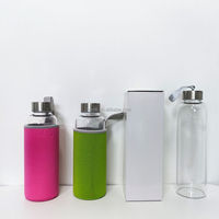 Bouteille d'eau potable avec logo personnalisé pour la randonnée sportive Bouteilles d'eau en verre de 550ml à large ouverture