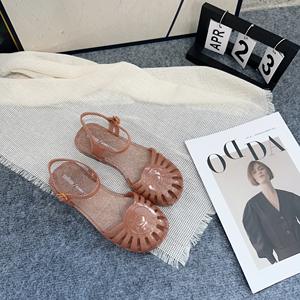 Sandalias romanas de alta calidad de marca compartida BIMBA Y LOLA de Melissa - Product Image 5