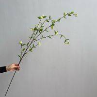Nouveau produit L-R201 en gros : Arrangement floral artificiel Spiraea Saule des neiges pour mariage, décoration de bureau et centre de table
