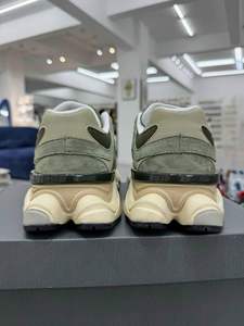 Zapatos Deportivos Transpirables de Gamuza para Hombre y Mujer, de Alta Calidad, con Cordones, para Correr, Caminar, Deportivos, para Todas las Estaciones, con Amortiguación y Antiolor - Product Image 3