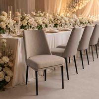 Chaise de salle à manger pour hôtel et restaurant, chaise d'appoint moderne rembourrée en tissu avec pieds en métal noir mat pour banquet et mariage