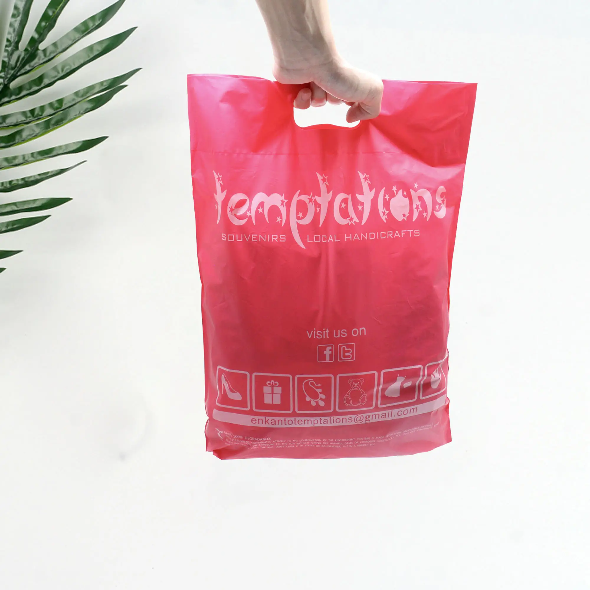 Umweltfreundliche 100% kompostierbar kunststoff kostenloser kleidung tasche mit griff bekleidungs tasche einkaufstasche mit logo