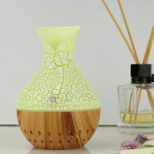 YX-060 Crack Aroma Humidifier USB Mini Home Diffuser 2-8H <b>Timer</b> Less Than 0.5L Capacity Seven Color Night <b>Light</b> - Product Image 5