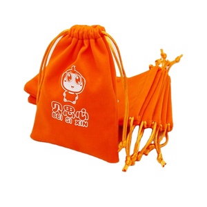 Bolsa Pequeña de Terciopelo con Cordón para Joyería, con Logotipo Personalizado, Bolsa de Almacenamiento Reciclable para Impresión por Estampado - Product Image 4