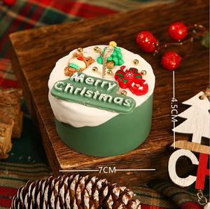 Exquisitas Velas de Pastel con Efecto de Goteo Navideño, Hechas a Mano, para Regalos Festivos - Product Image 5