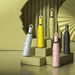 Paraguas Plegable Automático de Tres Secciones, Moderno, con Función de Colgado, Protección Contra Lluvia y Viento, Ideal para Viajes de Negocios - Product Image 2