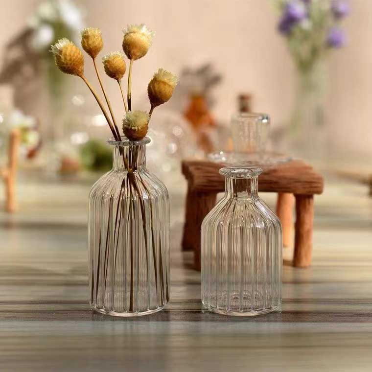 透明ガラス リブデザイン花瓶 楽天市場】ガラス花瓶 おしゃれ 人気 フラワーベース 花器 花瓶 ガラス