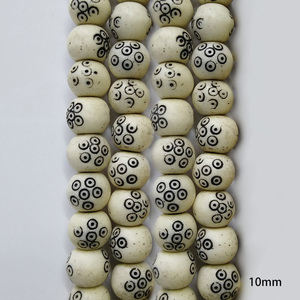 Groothandel handgesneden cirkelpatroon ronde natuurlijke beenkralen voor het maken van mode-sieraden - Product Image 5