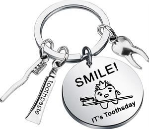 Llaveros de dentista divertidos, asistente de higienista, regalo de graduación de estudiante, llavero de ortodoncista, regalos, llaveros dentales - Product Image 3