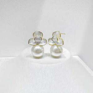 Precio de fábrica, pendientes de plata de ley S925 con flor y perla, modernos, veraniegos, únicos, de diseño, con mariposa, elegantes, para mujer. - Product Image 3