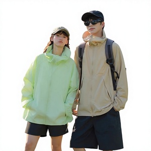 IZEXX Trendy Brand <span class=keywords><strong>Outdoor</strong></span> Uomo Casual Largo Nylon Protezione Solare Estivo Anti-UV Leggero Traspirante con Cerniera e Cappuccio per Coppia - Product Image 1