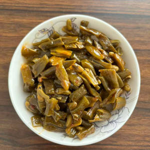 <span class=keywords><strong>Longbang</strong></span> Red Oil Sour : Légumes marinés en bouteille avec pois à yeux noirs, gousses de haricot, chou-mustard et légumes fermentés - Product Image 5