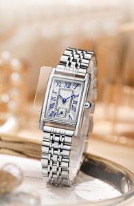 <span class=keywords><strong>Orologio</strong></span> al Quarzo da <span class=keywords><strong>Donna</strong></span> con <span class=keywords><strong>Cinturino</strong></span> in <span class=keywords><strong>Pelle</strong></span> e Cassa in Acciaio Inossidabile, Impermeabile, Design alla Moda, Quadrante Quadrato, Logo OEM, Stile Retrò ed Elegante - Product Image 3