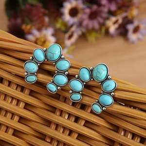 Boucles d'oreilles en perles de turquoise style Western Navajo pour cadeaux de cowgirl - Product Image 4